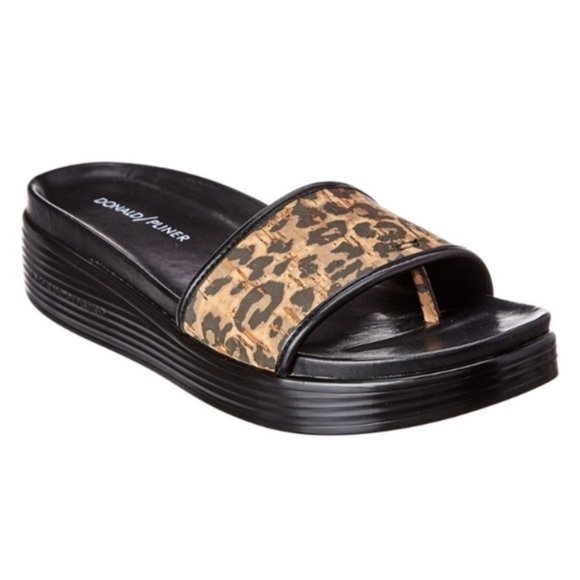 donald pliner fiji wedge